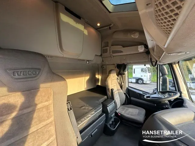 Iveco AS440T, 9 / 14